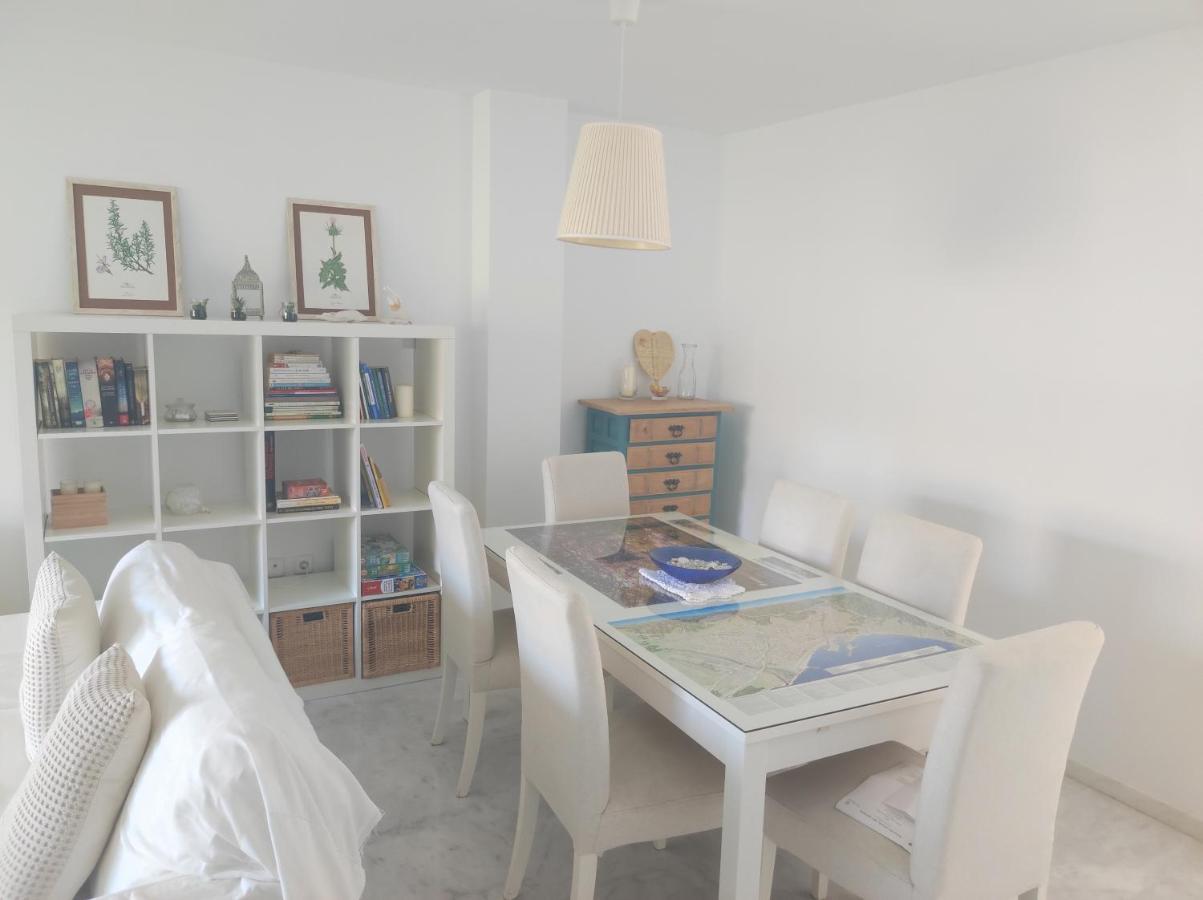 מאלגה Luz Blanca-Wifi-Beach-Parking מראה חיצוני תמונה